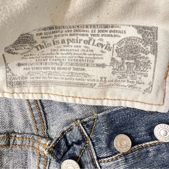 Levi's 501 button fly 100% cotton straight leg jeans 36/32 - Picture 12 of 16